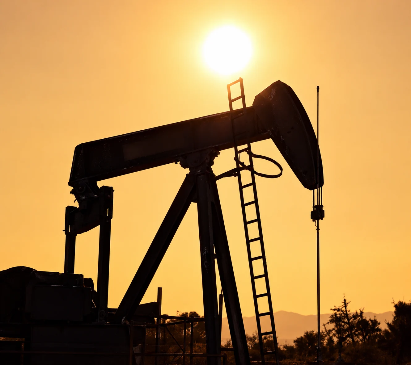 Pumpjack and rod-lift equipment